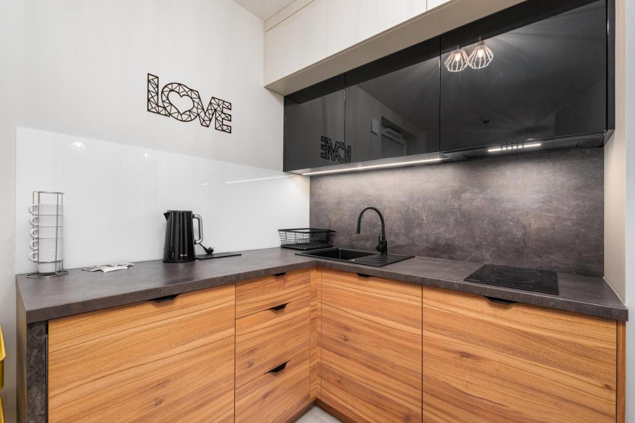 Wiktoryn 6 By Homeprime Varsovia Exterior foto